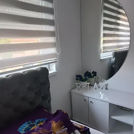 Stan U Centru Sida 2 * Sid