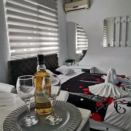 Апартаменты Stan U Centru Sida 2 *