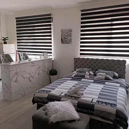 U Centru Apartment *
